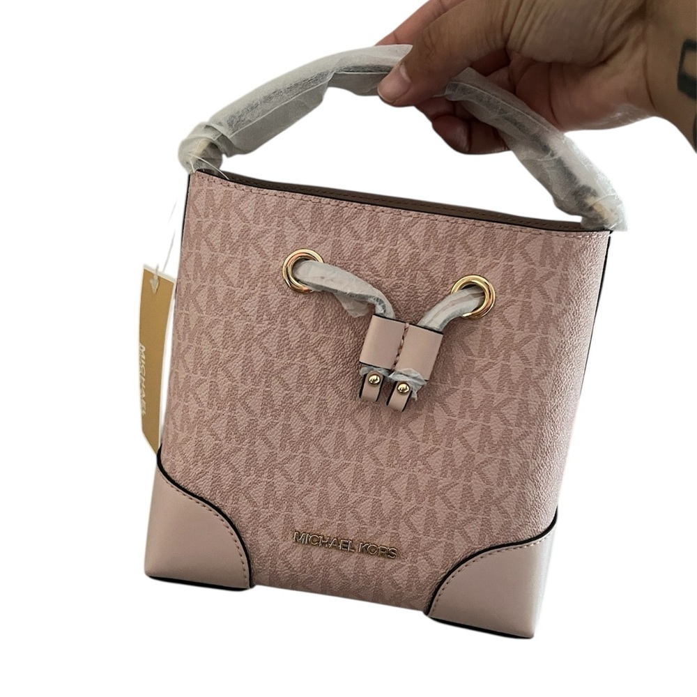 NWT Michael Kors Purse